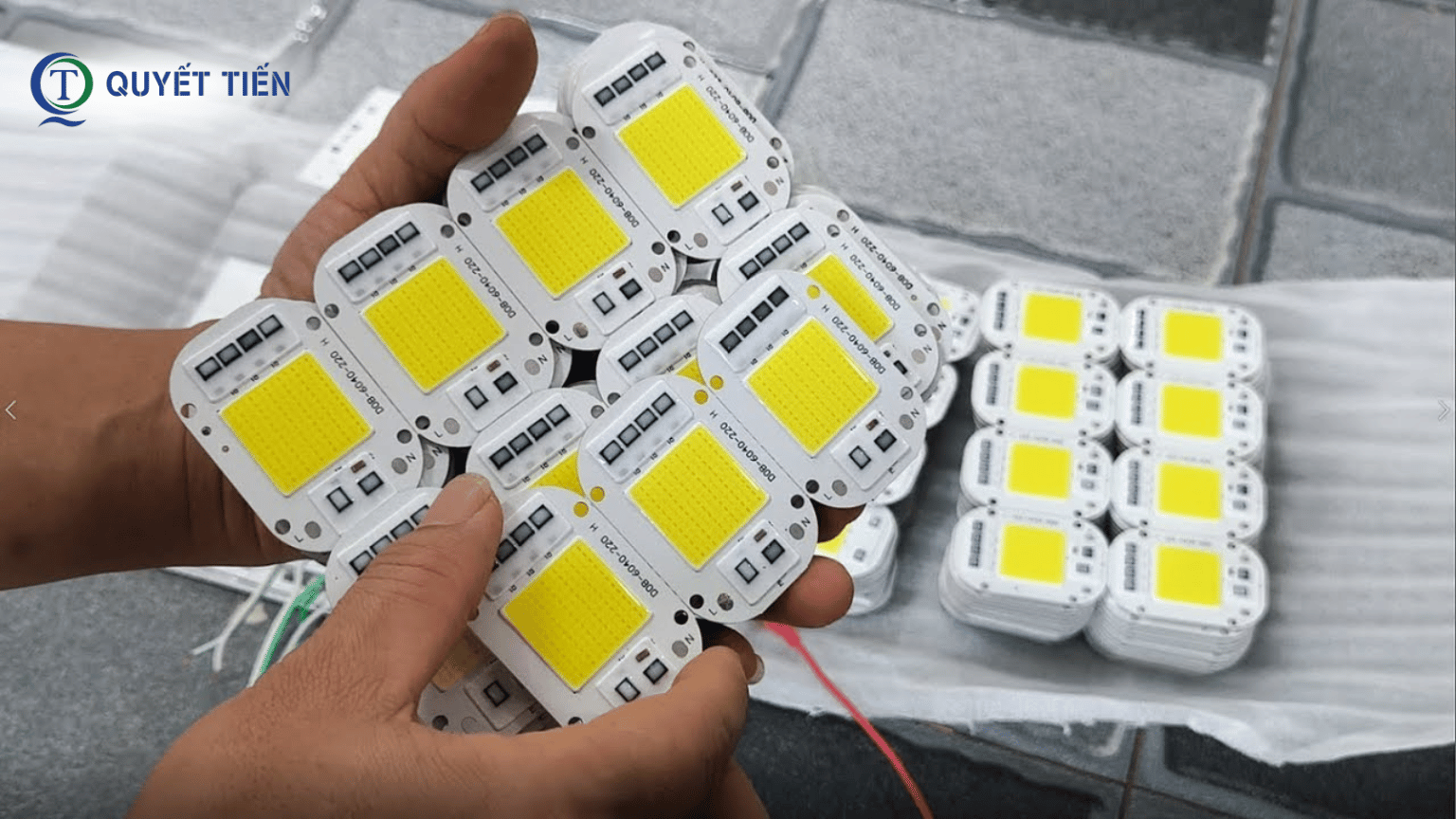 CHIP LED COB 220V